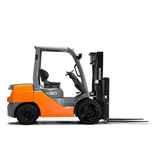 CARRETILLA ELEVADORA DIESEL/GAS TOYOTA HIDROSTÁTICA ENTRE 1,5 Y 3,5 TN